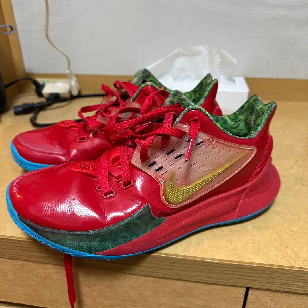 カイリー3 スポンジボブコラボ