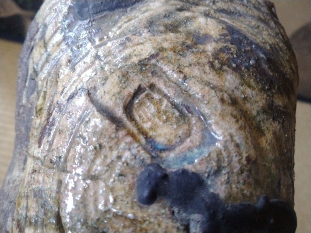 ウッシッシとほくそ笑む図太いタヌキ　骨董　古美術　狸人形　置物　縁起物　開運