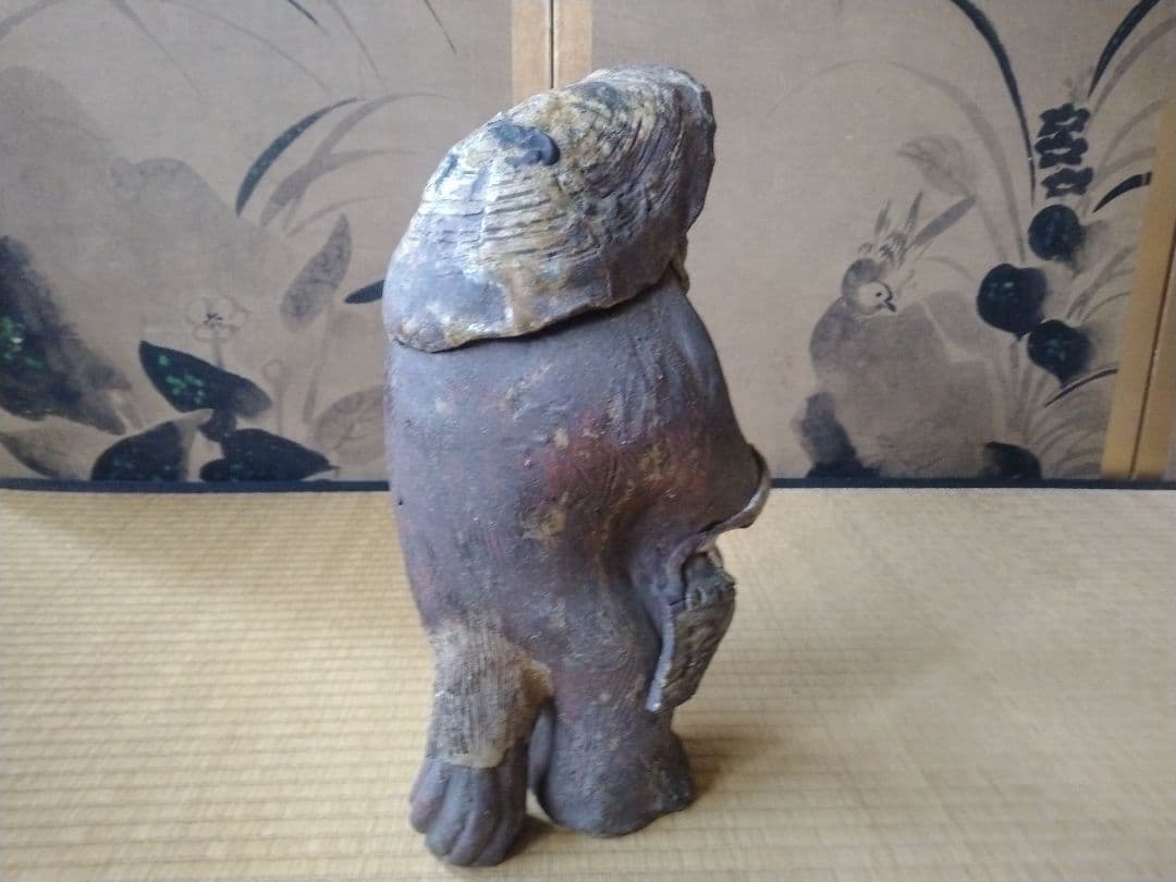 ウッシッシとほくそ笑む図太いタヌキ　骨董　古美術　狸人形　置物　縁起物　開運