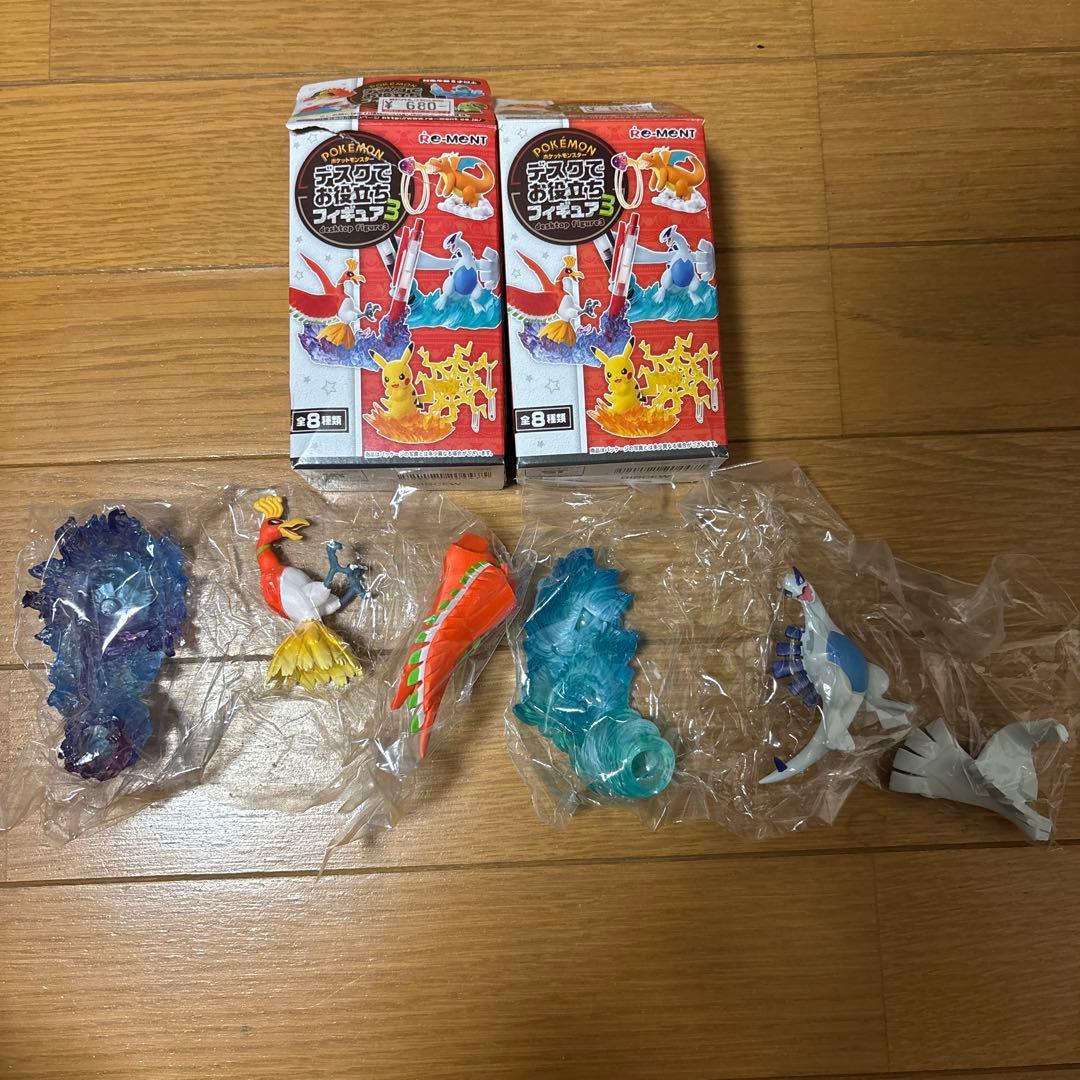 ポケットモンスターデスクでお役立ちフィギュア　ホウオウ　ルギア