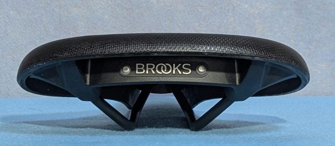 brooks C67 Cambium サドル