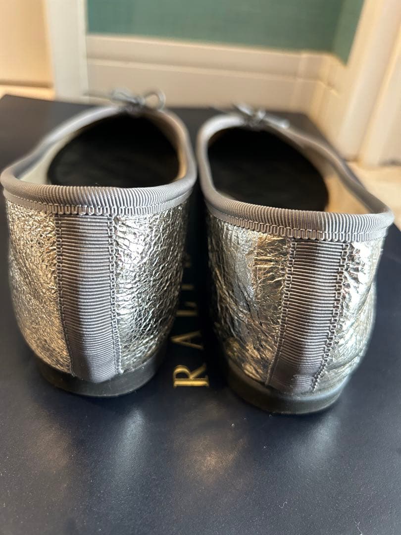 アニエスベー　シルバーフラットシューズ