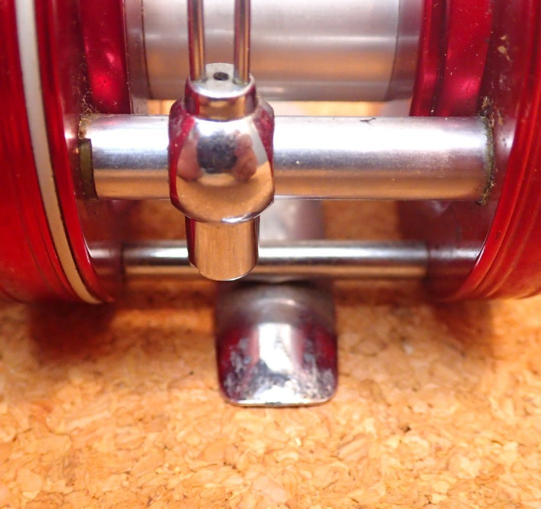 筆記体ロゴ 4ネジ　アブ アンバサダー5000　ケース・小物付