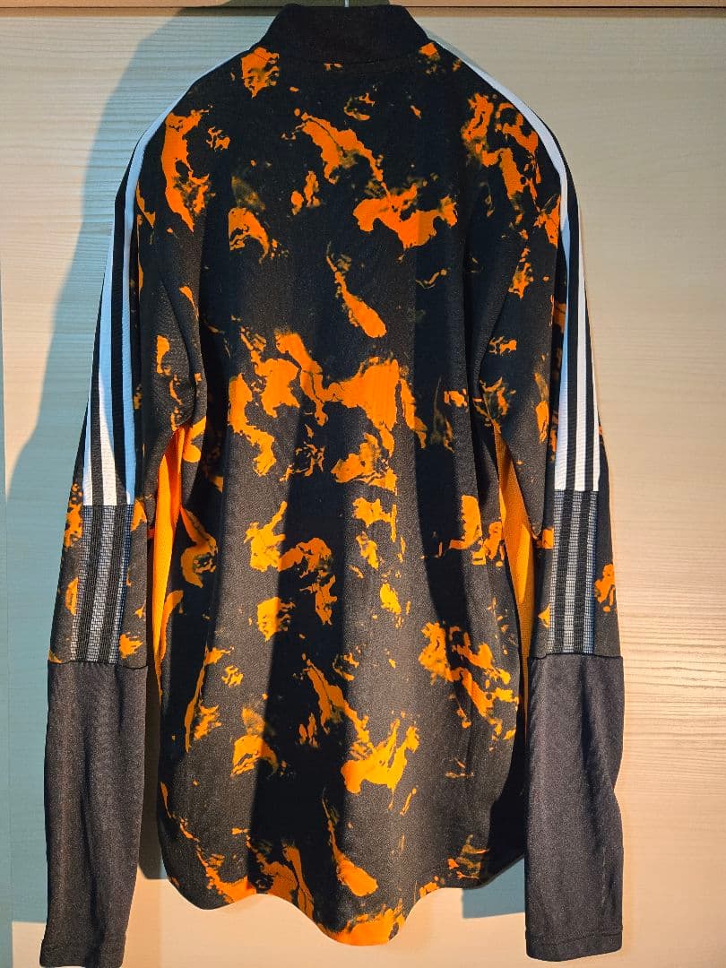 ​【正規品】 ユヴェントス 20/21 AOP トレーニングトップ