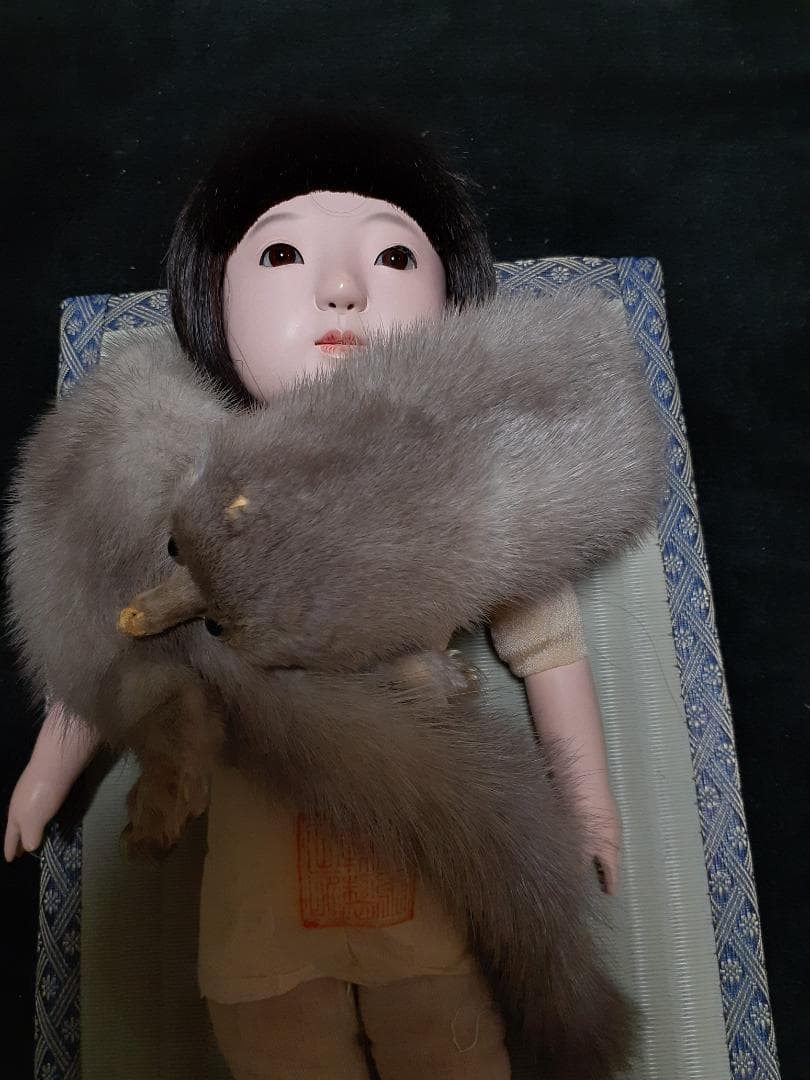 専用市松人形 毛皮のショール付き