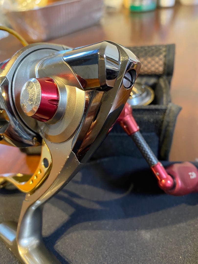 ダイワ06トーナメントＺ2500ＬＢ