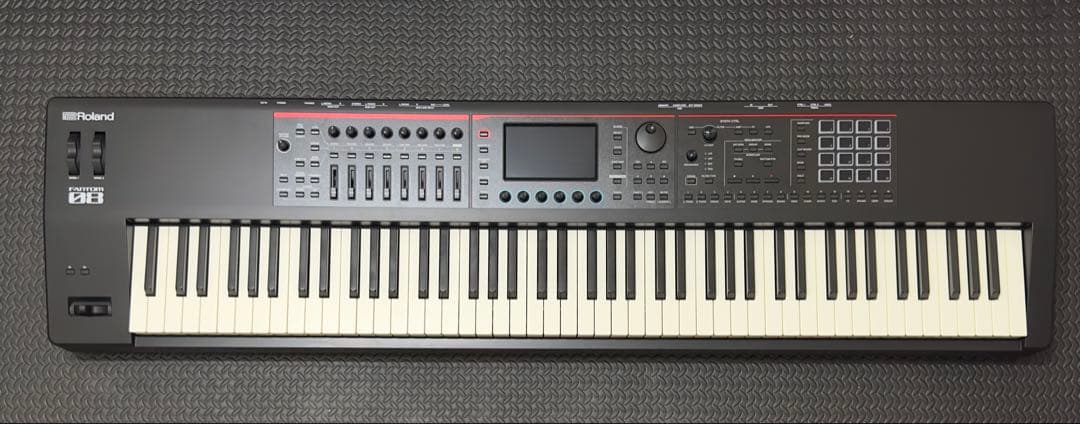 Roland FANTOM-08 シンセサイザー