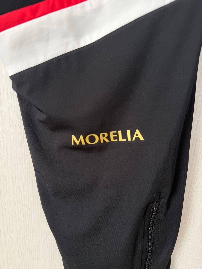 ミズノ モレリア MORELIA テックシールドピステシャツ&ピステパンツ　Ｌ