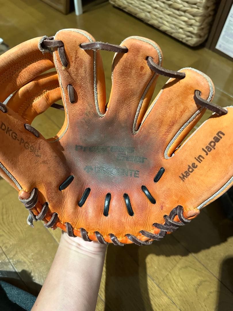 デサント　トレーニンググローブ　日本製 硬式
