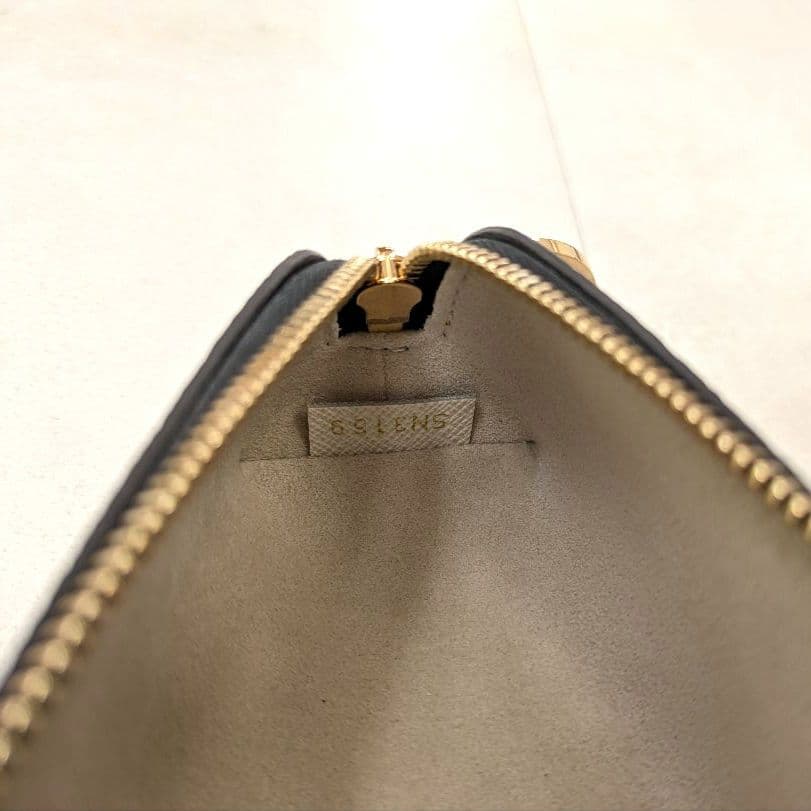 ルイヴィトン LOUIS VUITTON ペンケースジャイアントモノグラム
