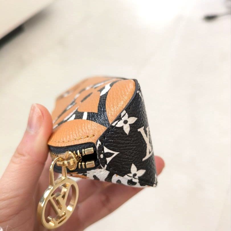 ルイヴィトン LOUIS VUITTON ペンケースジャイアントモノグラム