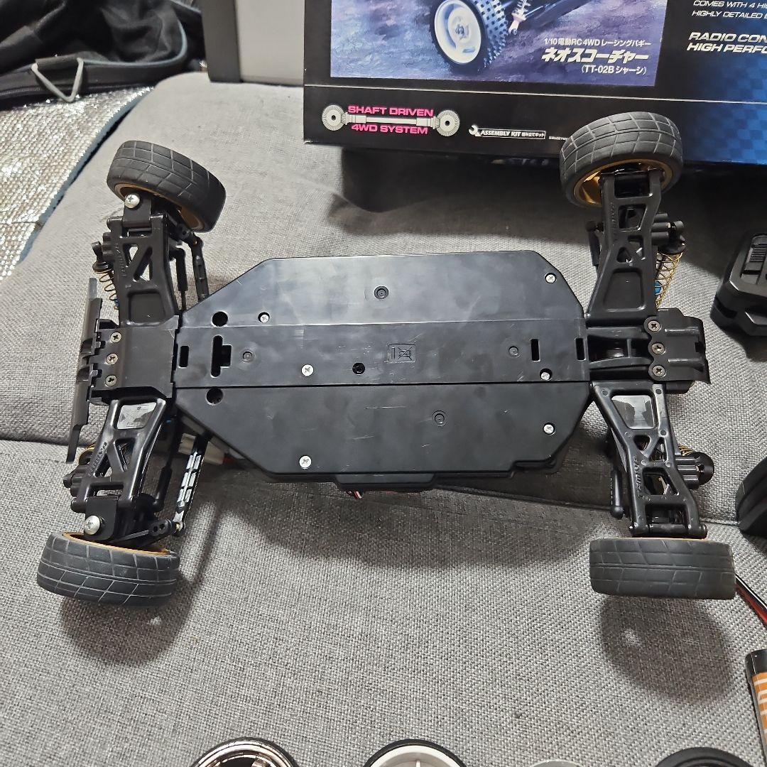 タミヤ　TT-02B　 ネオスコーチャーBT3本Bチェッカー付き　オプション多数