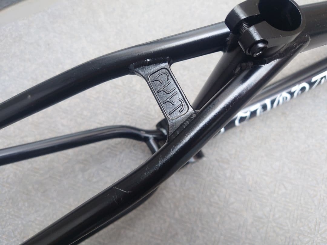CULT SHORTY FRAME 20.75　BMXフレーム