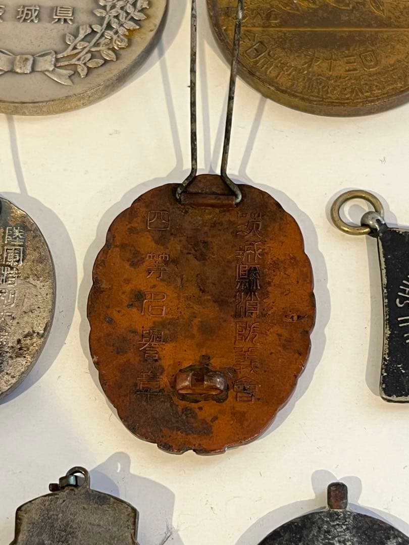 超大量　勲章　記念賞　大日本帝国　戦時中　レア　コレクション　アンティーク　銀貨