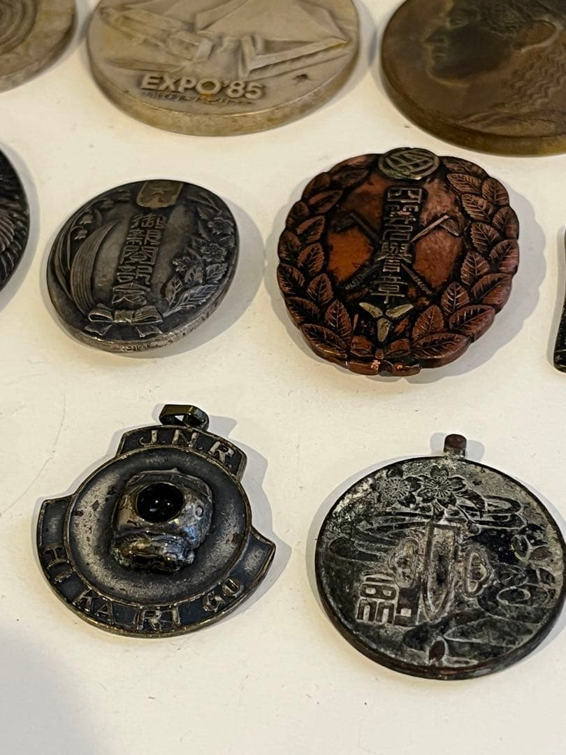 超大量　勲章　記念賞　大日本帝国　戦時中　レア　コレクション　アンティーク　銀貨