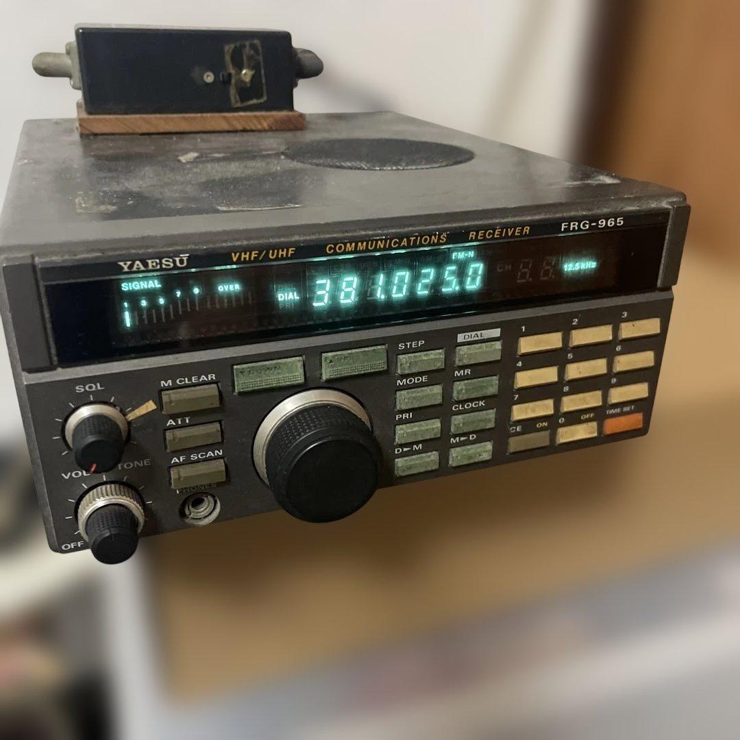 ジャンク扱いで YAESU FRG-965 受信機