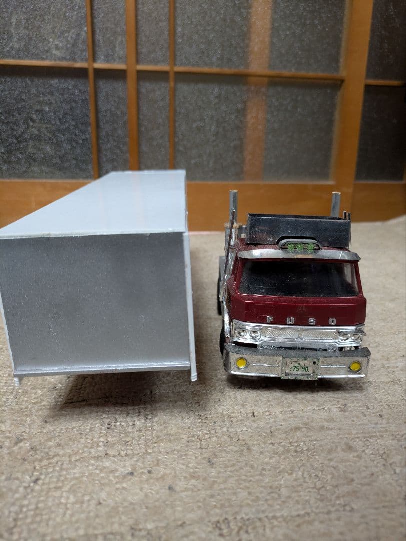 アオシマ三菱ふそうFUトレーラー