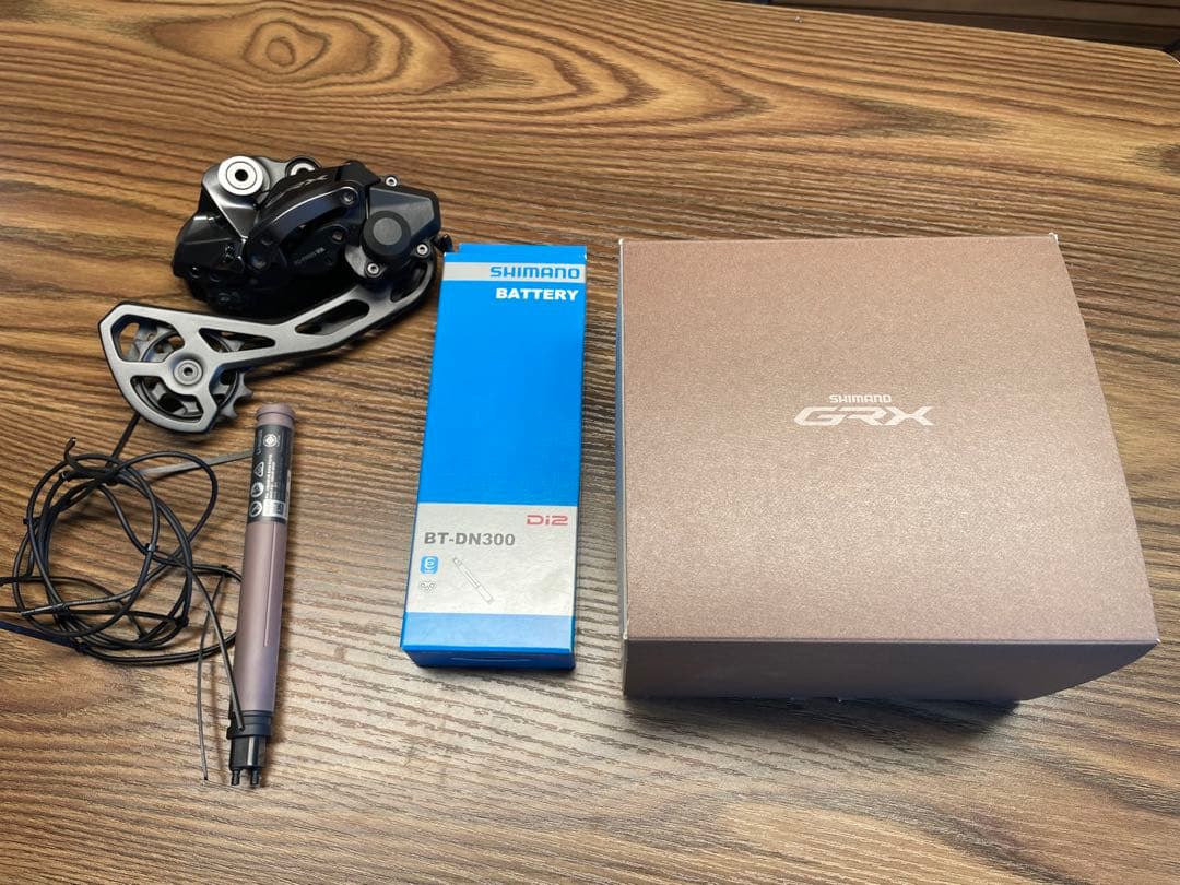 GRX RD-RX825 Di2 2×12用 + DN300 バッテリー　シマノ