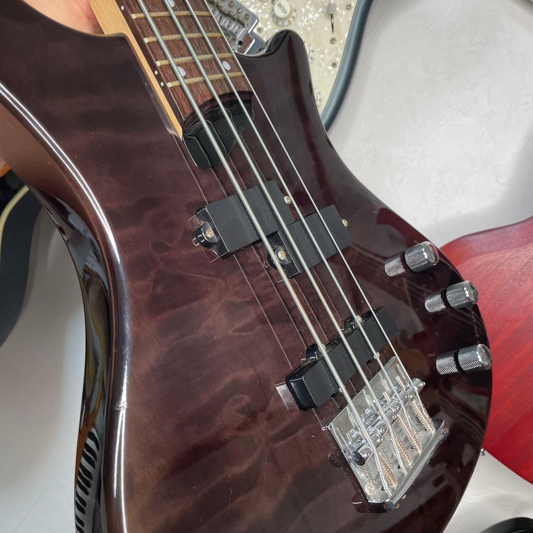 Washburn T14Q Taurus エレキベースギター　送料無料