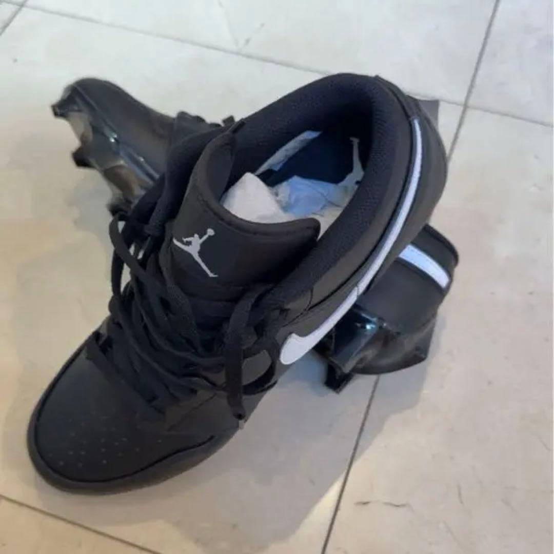 ば*様 Nike Jordan ブラック スパイクシューズ