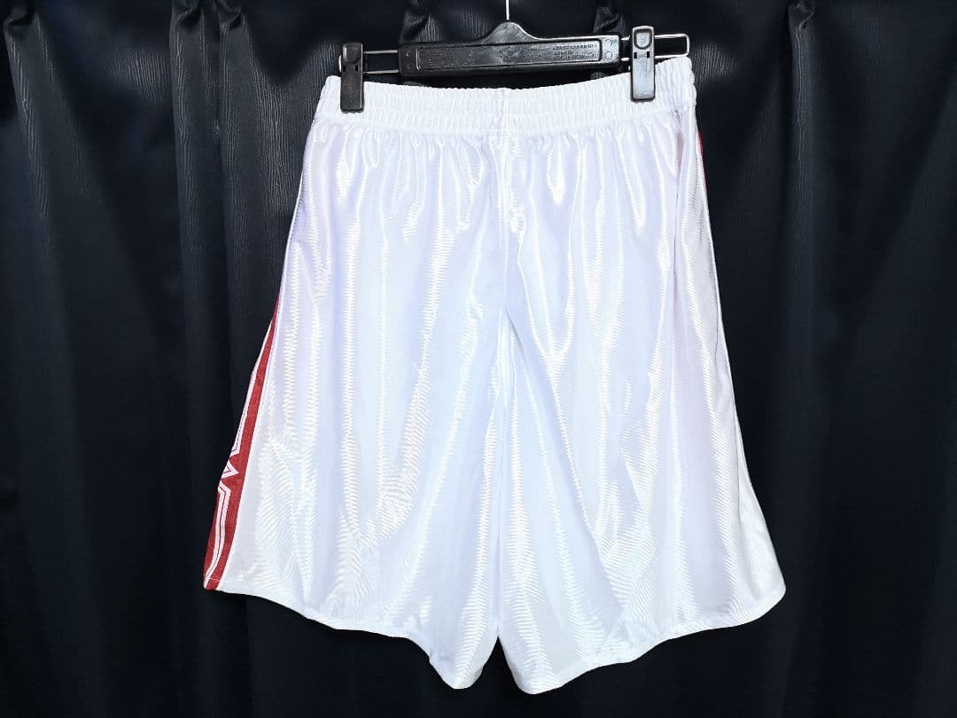 ミズノ　MCライン　サッカーパンツ　光沢ホワイト×レッド　XO