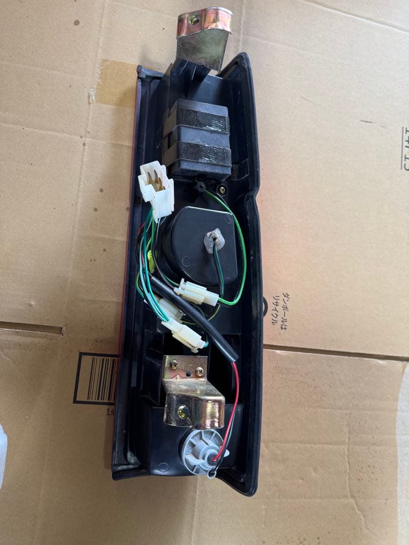 D21ダットサントラック LEDテールランプ