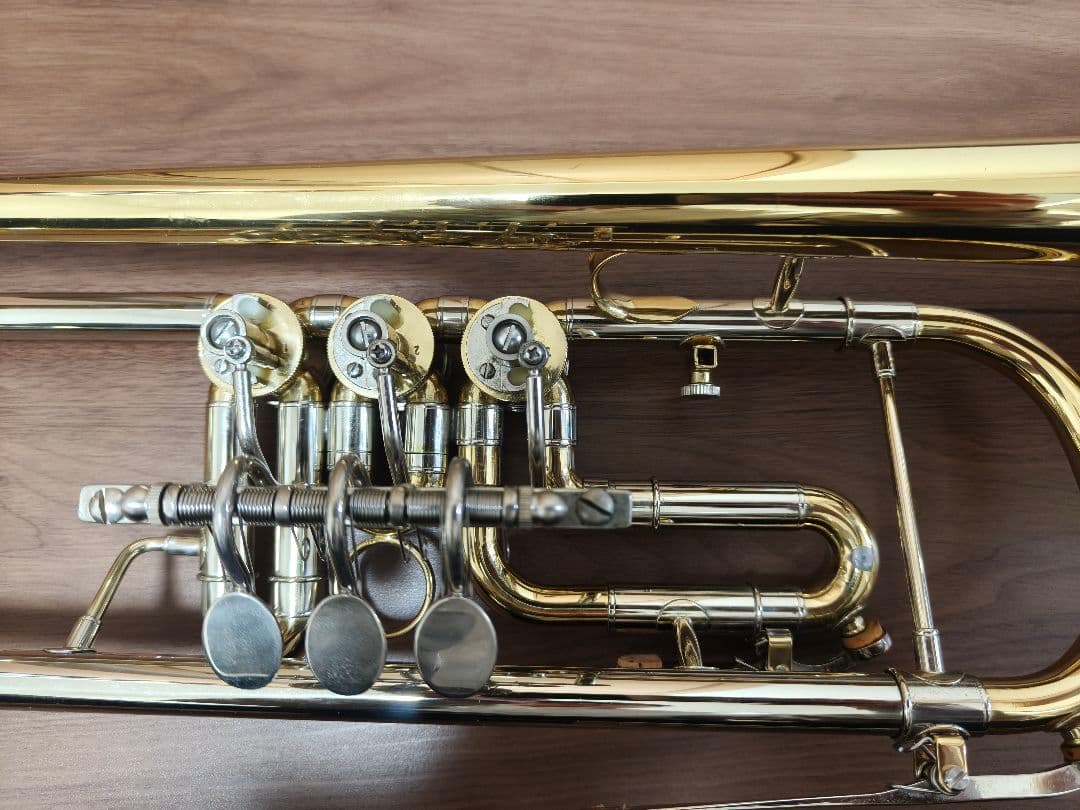 ジンバオ　ロータリートランペット 本体のみ