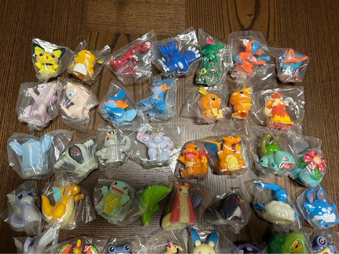 ポケモンキッズ　指人形 フィギュア ソフビ ゆび人形 まとめ売り 73体