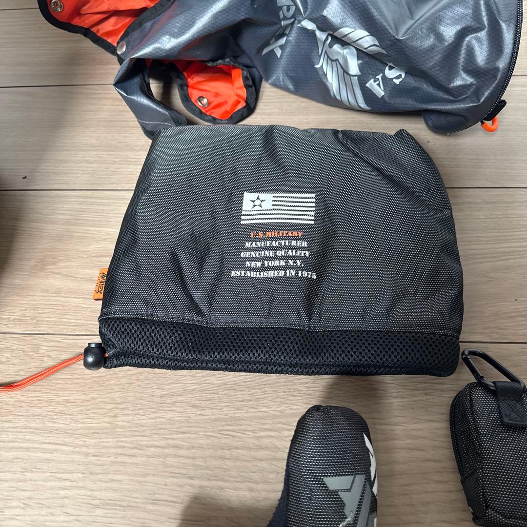 AVIREX ゴルフバッグ・キャディバッグ　ヘッドカバー付き