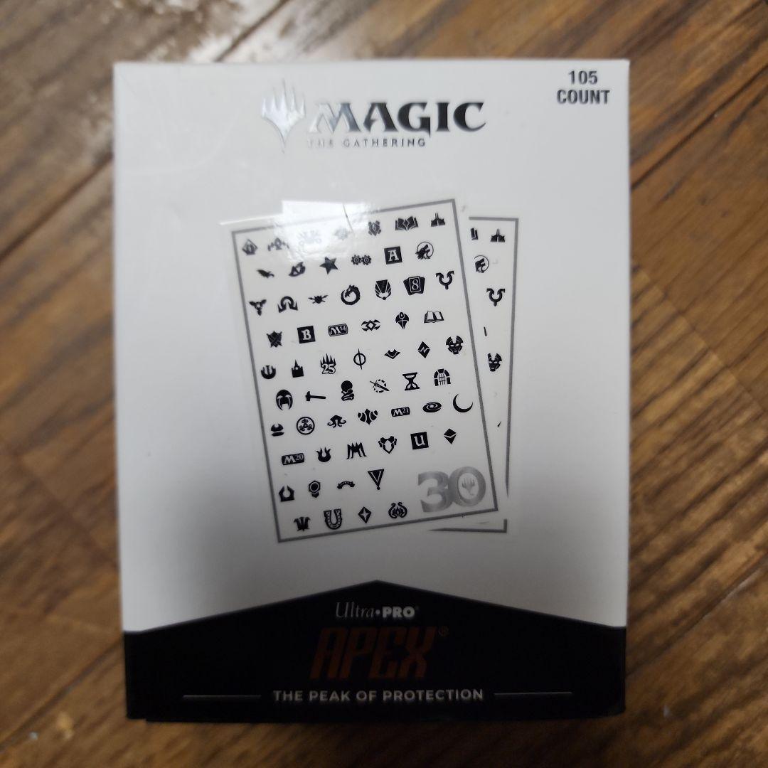 マジック:ザ・ギャザリング　MTG 30周年　デッキケース&スリーブ