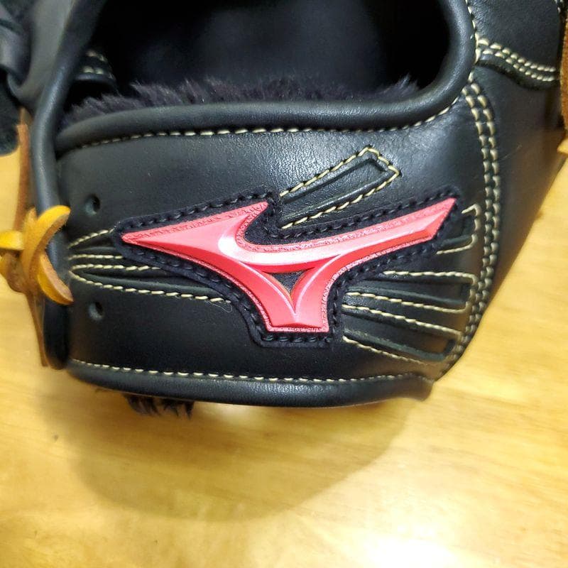 ミズノ 菅野智之モデル 投手用 軟式グローブ