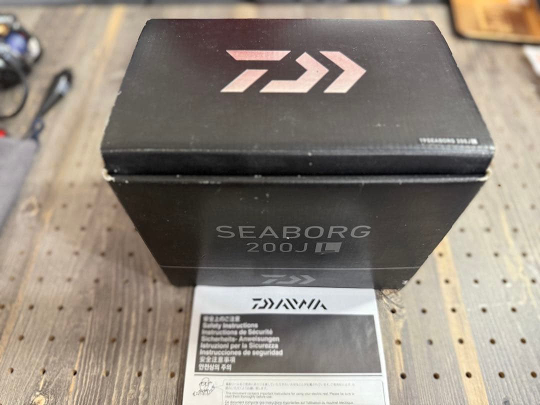 DAIWA 19シーボーグ200jL美品エアコード付き