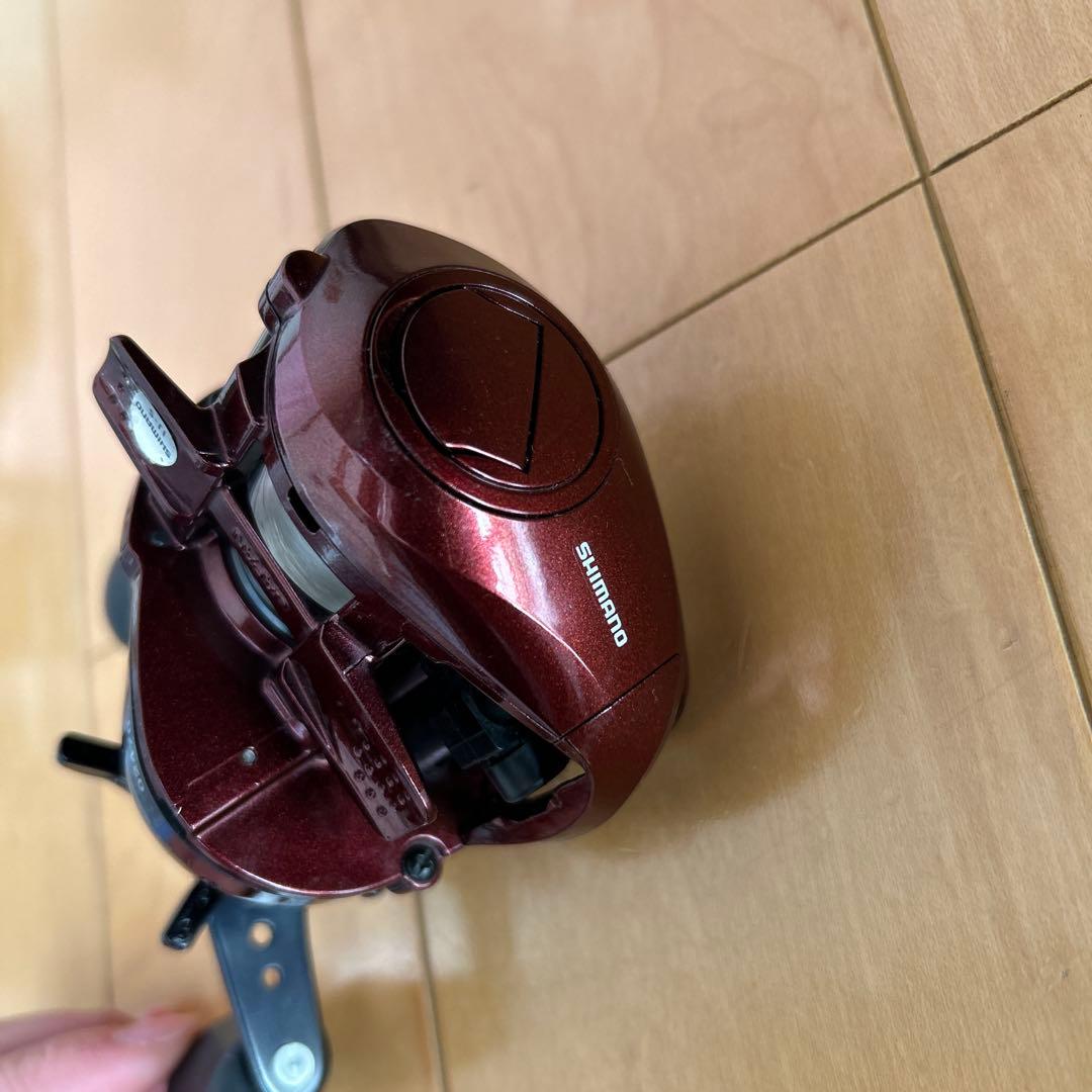 スコーピオンXT 1001 リール SHIMANO 釣り　バス釣り