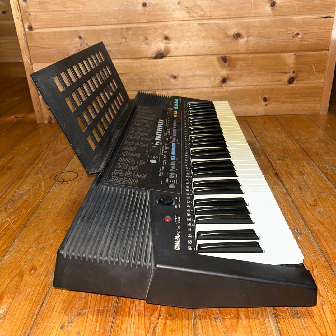 付属品完備　YAMAH ヤマハ　電子ピアノ　キーボード　PSR-310