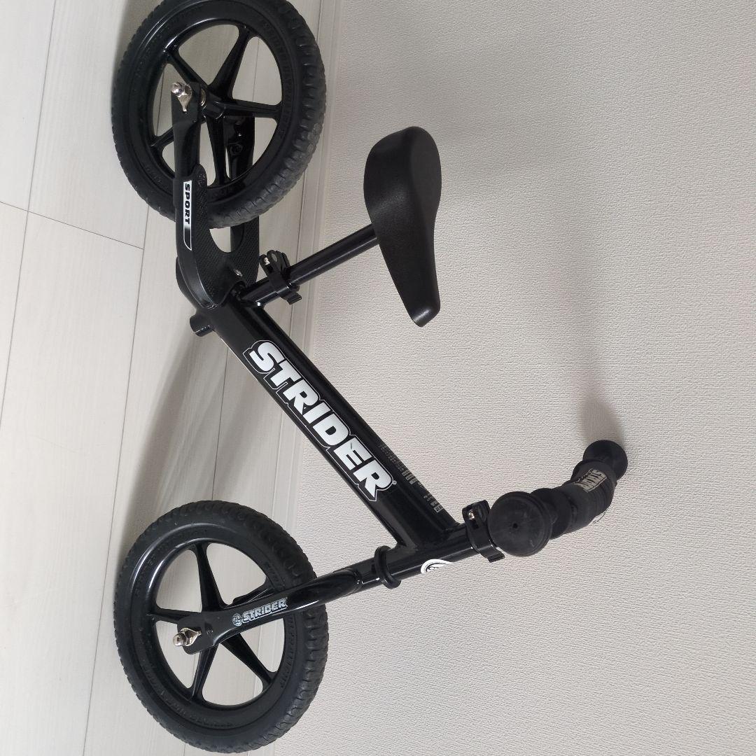 ※サラ※STRIDER バランスバイク 12インチ ブラック