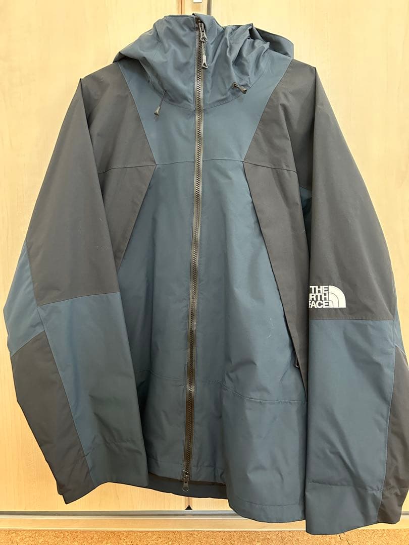 THE NORTH FACE フード付きジャケット グレー