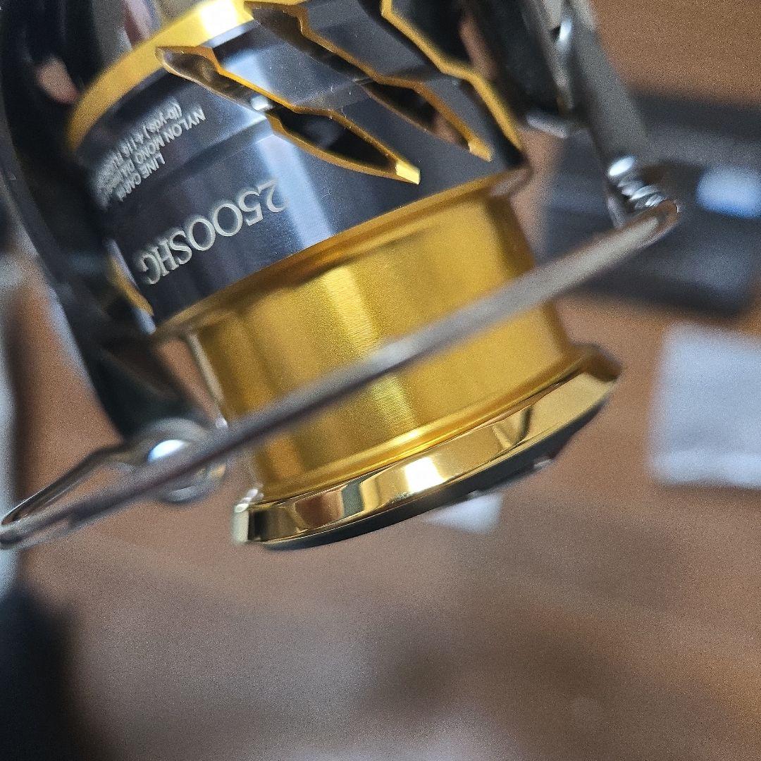 SHIMANO TWIN POWER 2500SHG-D　ジャンク