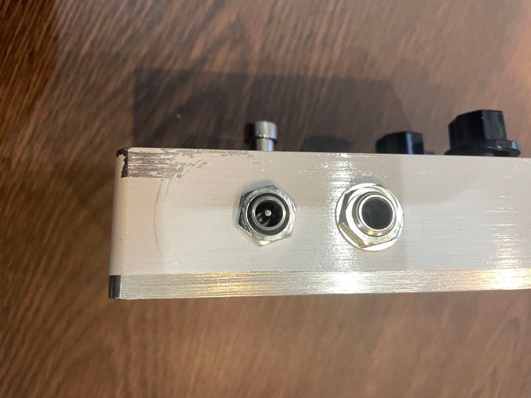 Leqtique EDM DELAY エフェクター