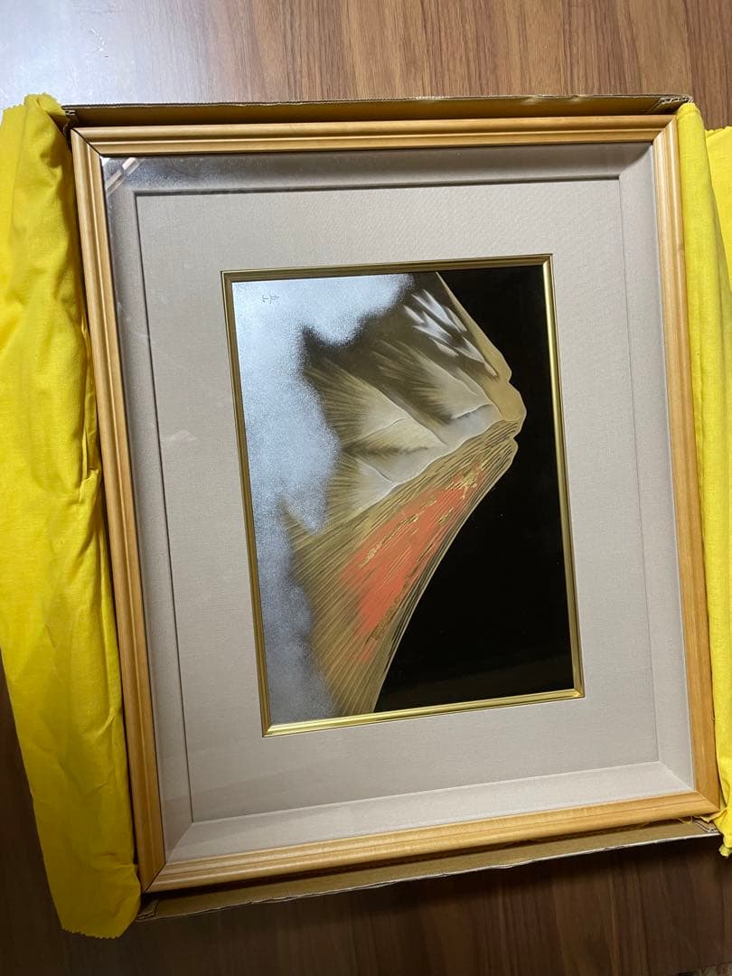 木製越前塗「金富士」です。日展作家の冨田立山作です。新品未使用です。