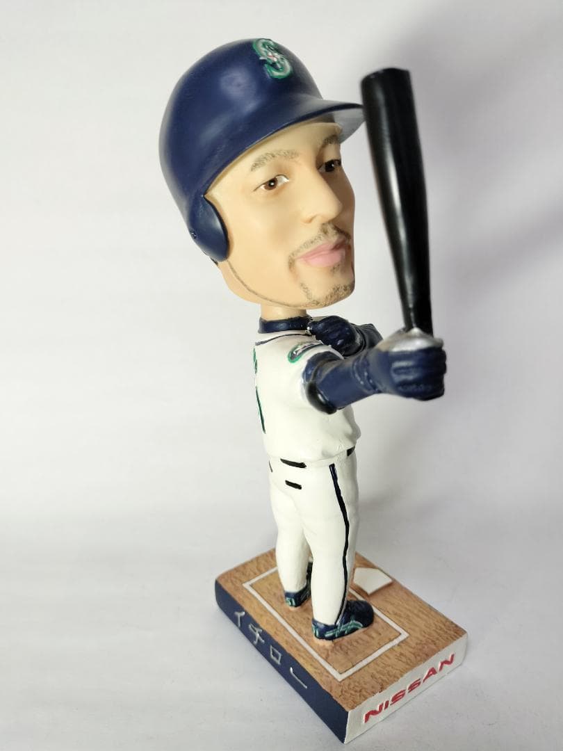 イチロー／”MVP＆新人王”ボブルヘッド人形 (2002／シアトル・マリナーズ）