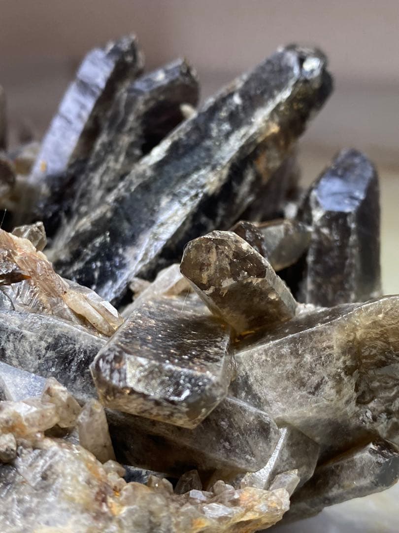 T1030-29ブラジル産水晶結晶モリオンスモーキークォーツ原石クラスター黒水晶