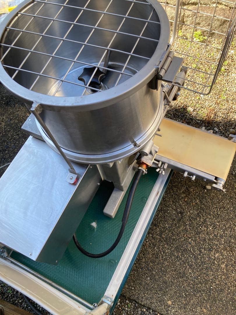 大幅値下げ　食品成型機　ハンバーグやコロッケなど　業務用