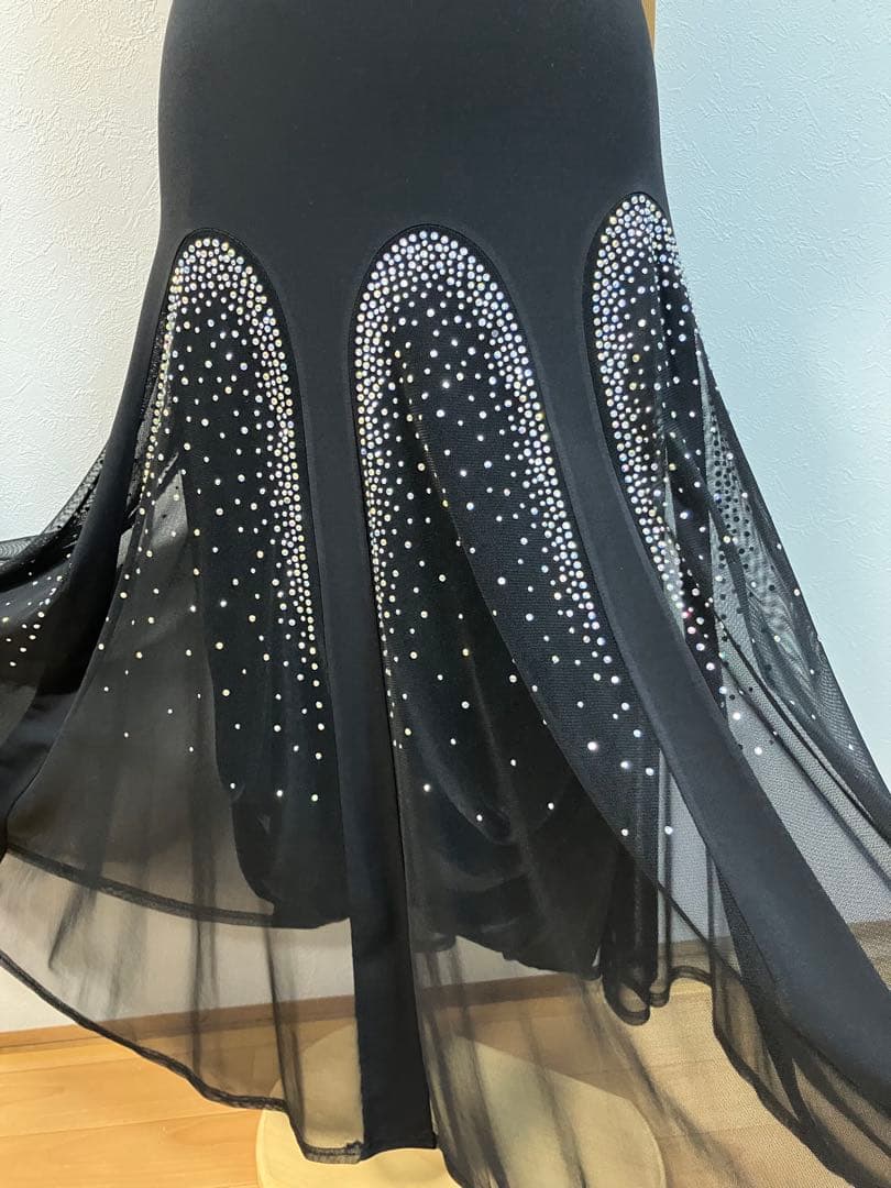 ブラック スパンコール ダンスウェア