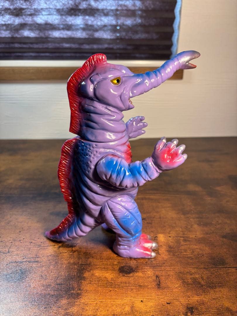 ブルマァク　サータン　復刻版　ソフビ　帰ってきたウルトラマン　怪獣　ウルトラマン