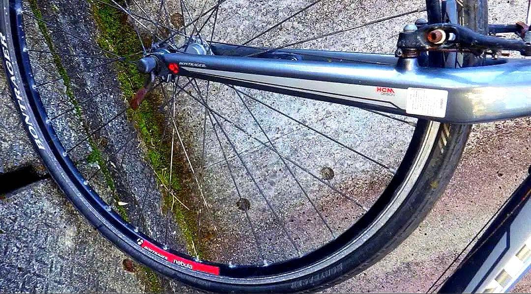 TREK FXシリーズ　7.4　FX　アルミフレーム クロスバイク　定価7万円程