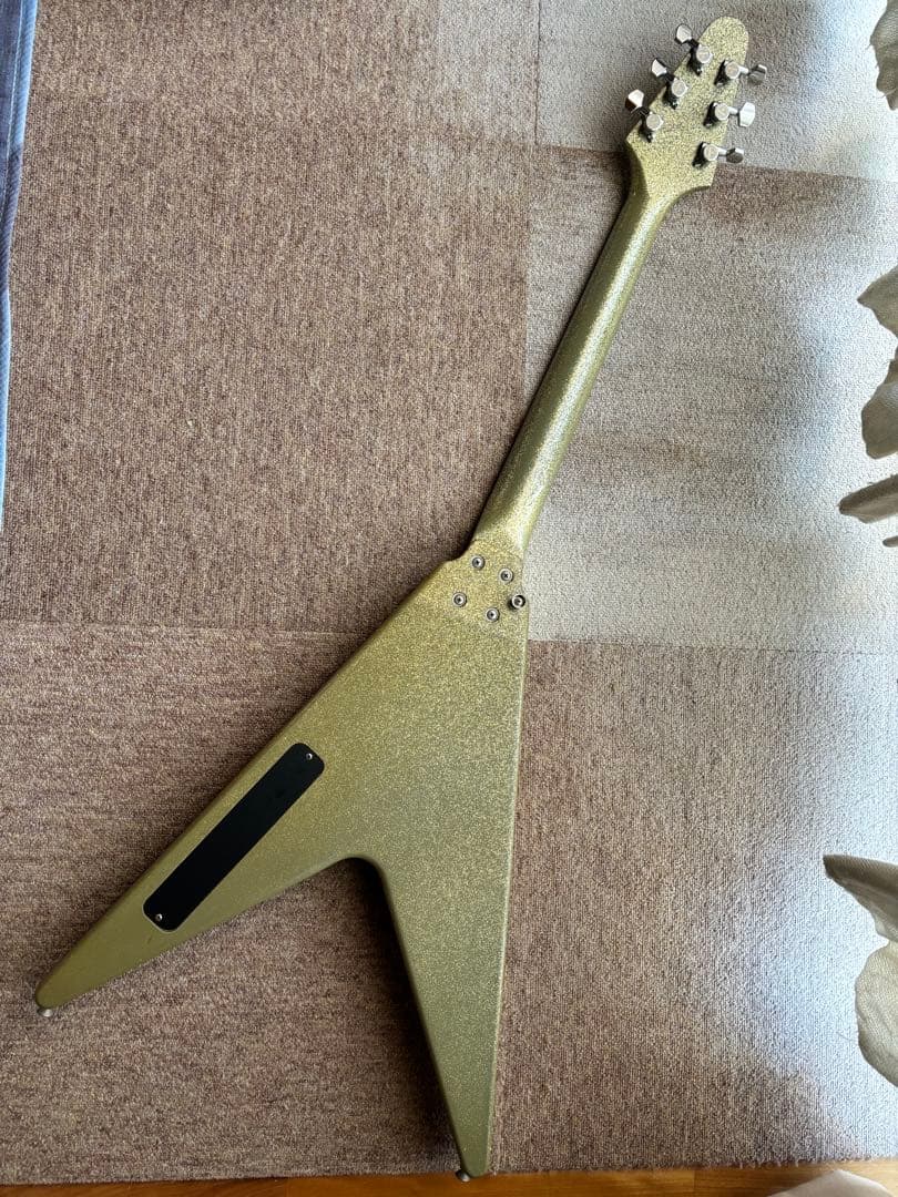 Bill Lawrence Flying Vタイプ！