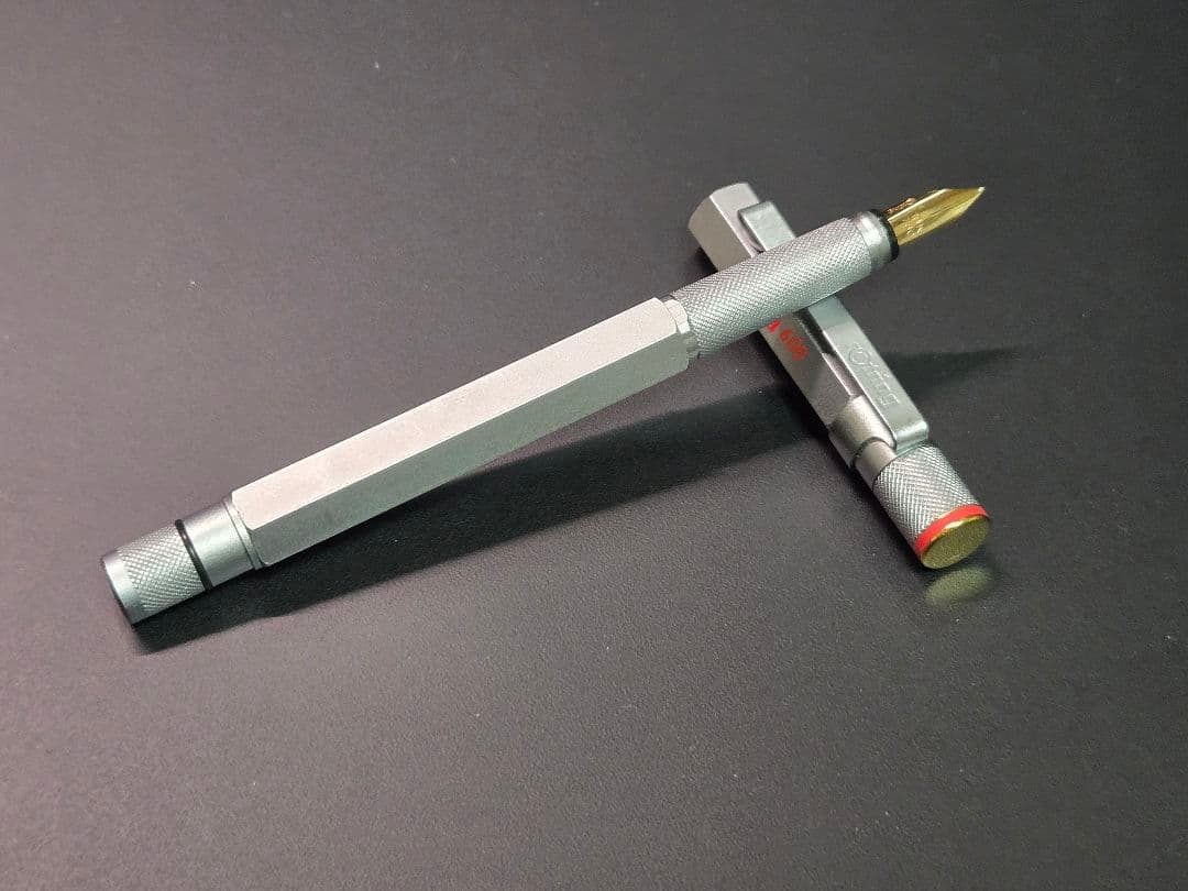 Rotring 600G シルバー 万年筆
