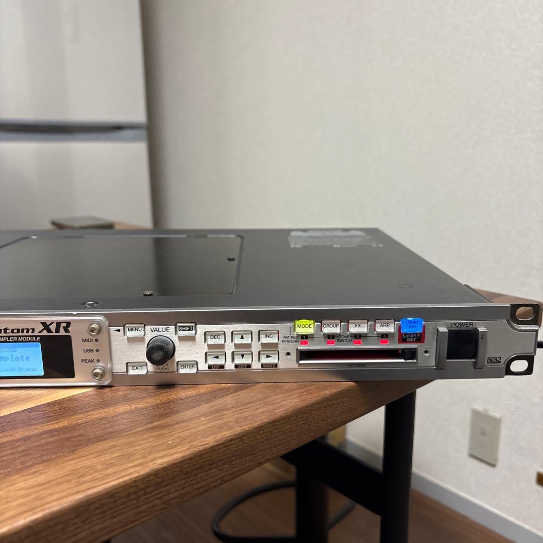 ア*ン様 Roland Fantom XR 音源モジュール　シンセサイザー