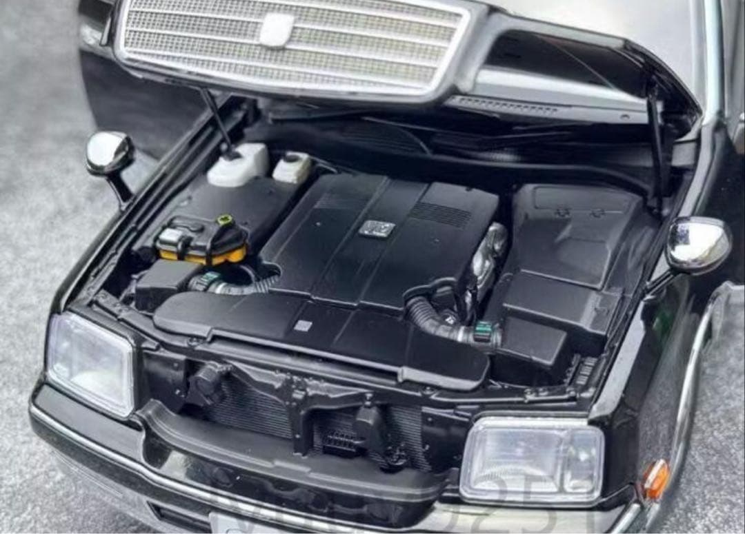 【新品】全開閉 Almost Real 1/18 トヨタ センチュリー 1997