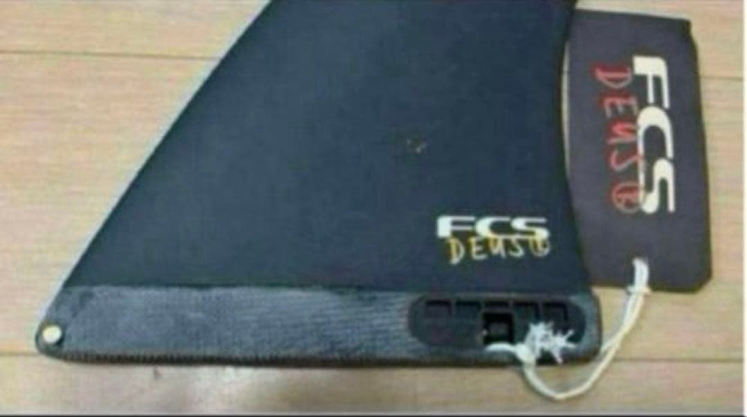 新品 FCS2 センターフィン 9.0 黒 デウス DEUS ミッドレングスにも